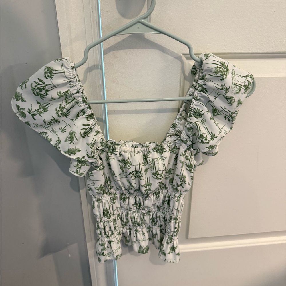 Abercrombie & Fitch Green and White Puff Sleeve Crop Blouse